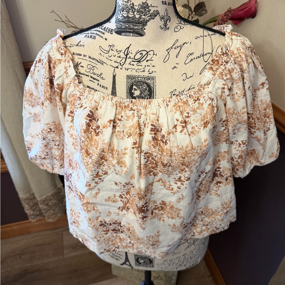 ‼️SOLD‼️Abercrombie & Fitch Linen Floral Off-Shoulder Cropped Blouse - Picture 4 of 7